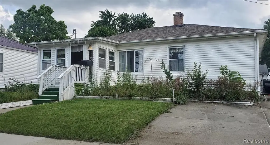 3813 Larchmont, Flint, MI  - #1