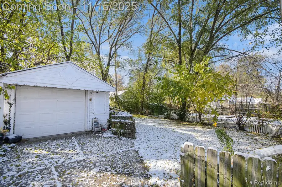 19418 Kingsville, Detroit, MI 48225 - #3