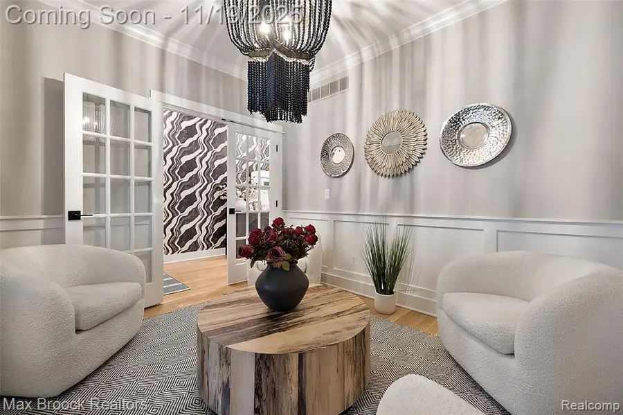 419 Parkdale, Royal Oak, MI  - Image #3