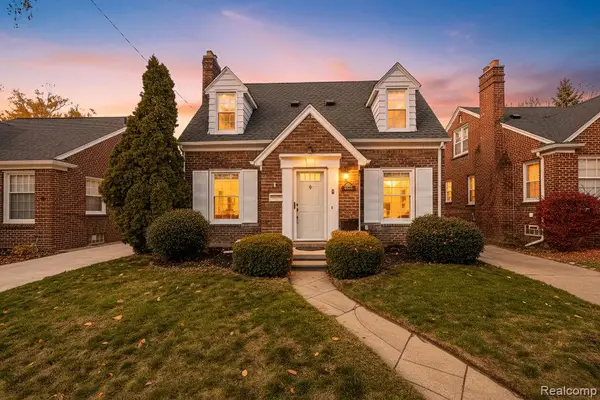 22844 Buckingham, Dearborn, MI 