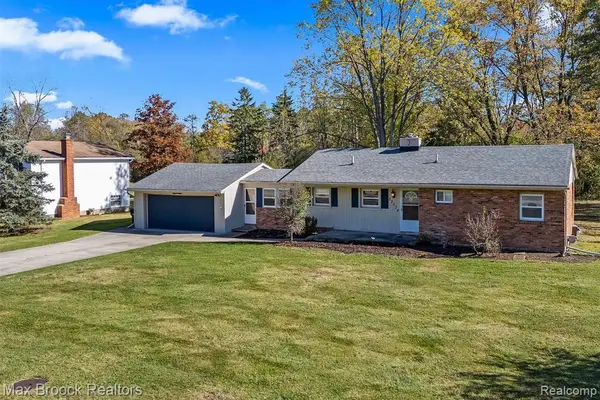 22534 Karen, Farmington Hills, MI 