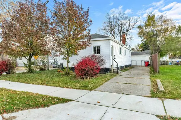 19178 Meier, Roseville, MI 