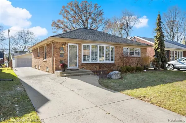 2180 Derby, Birmingham, MI 