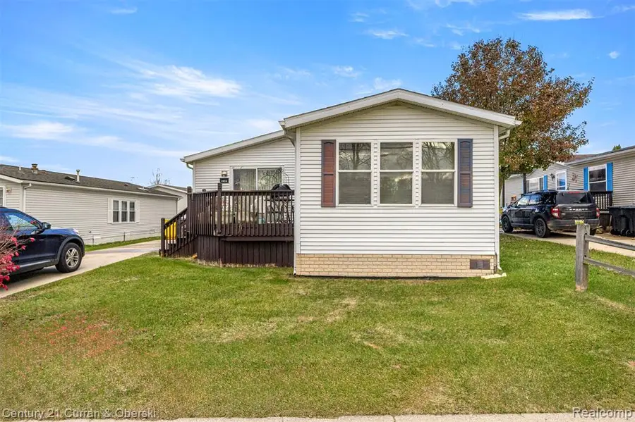 9824 Hathaway, Northville, MI  - Image #2