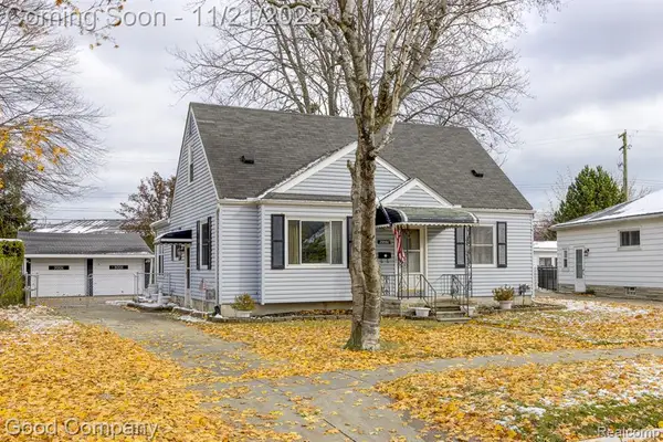 29590 Dembs, Roseville, MI 