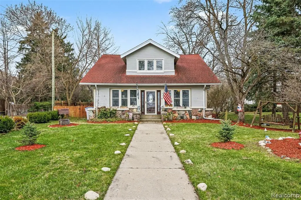 66 E Shore, Whitmore Lake, MI 48189 - #1
