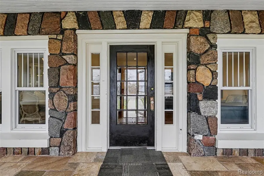 66 E Shore, Whitmore Lake, MI 48189 - #2