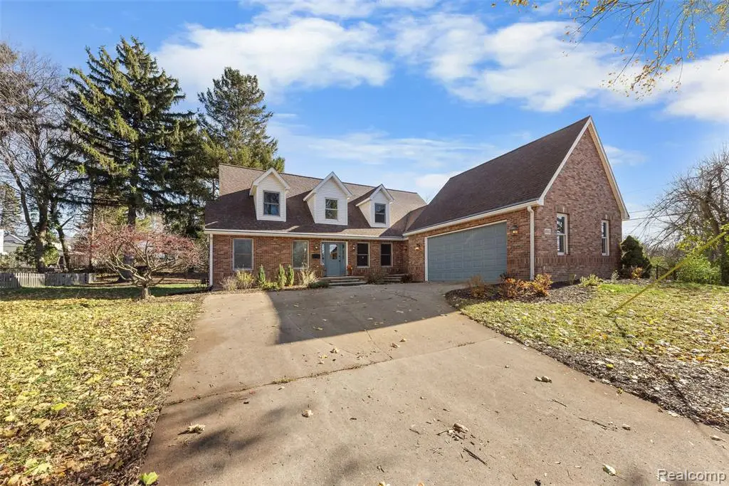 2211 Ferdon, Ann Arbor, MI  - #1