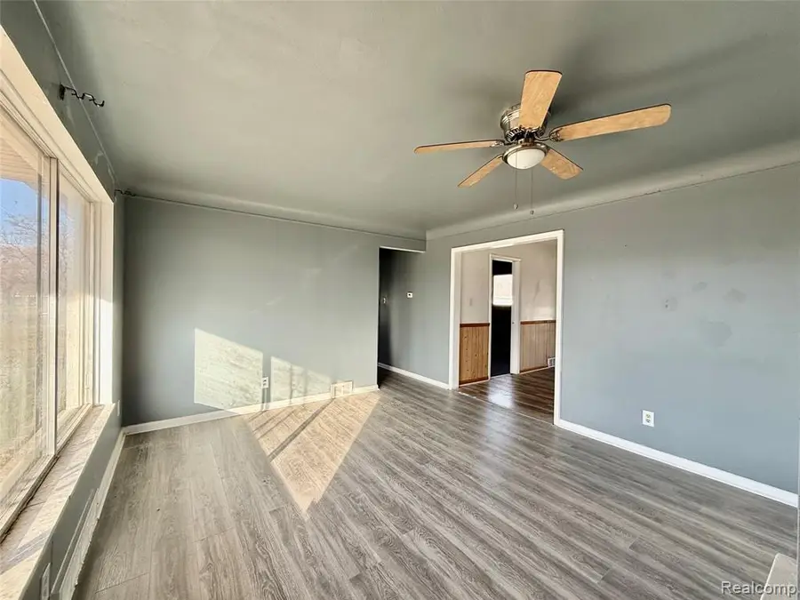 24906 Patricia, Warren, MI 48091 - #2