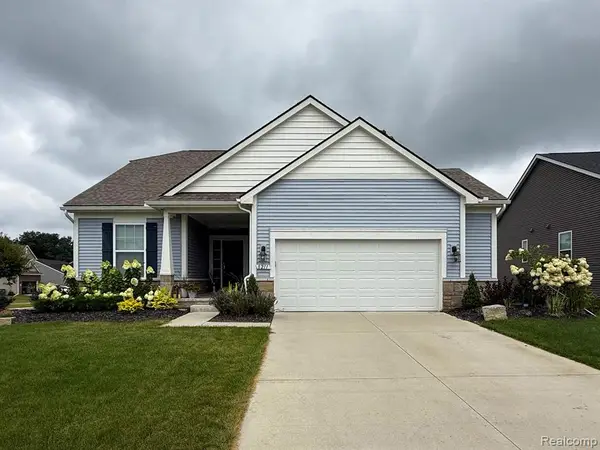 8211 Carston, Brighton, MI 