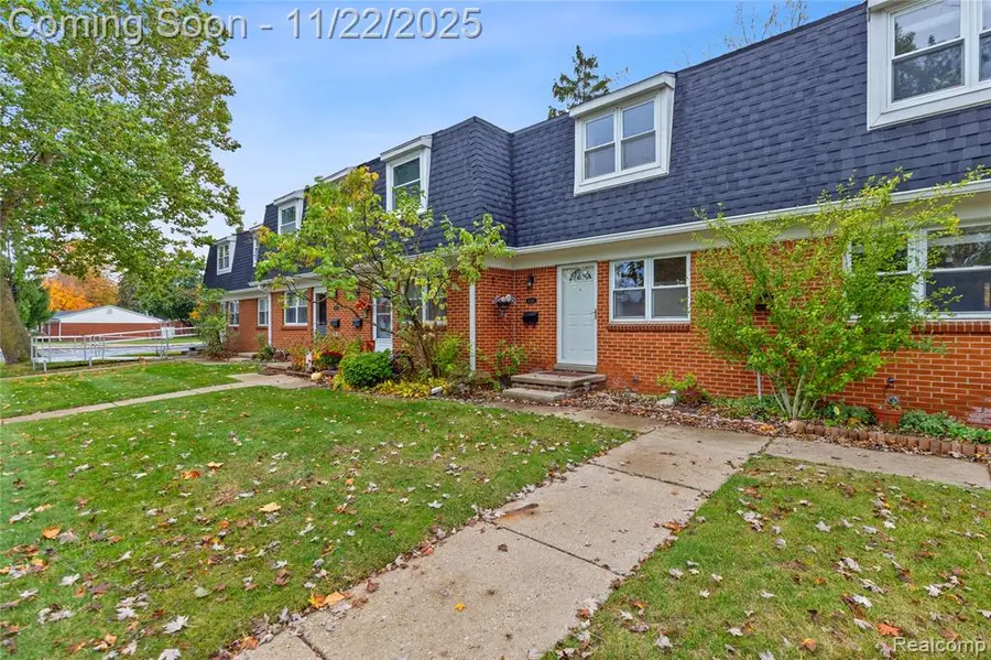 45311 Kensington St., Utica, MI 48317 - Image #2