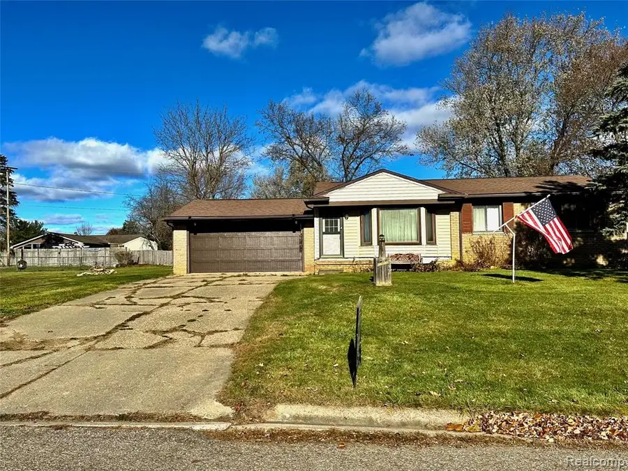 1141 Holly Spring, Grand Blanc, MI  - Image #2