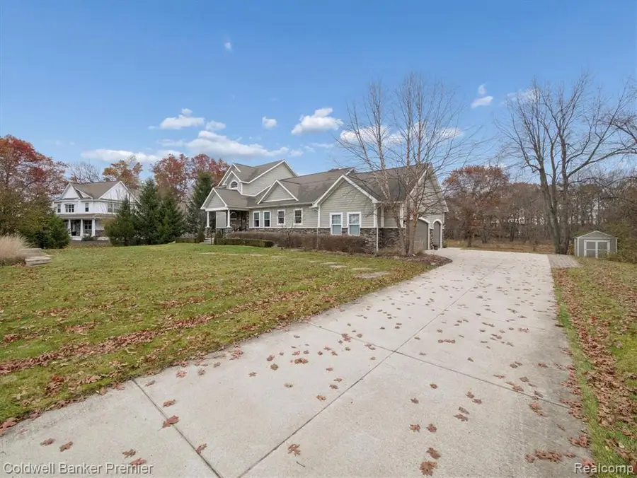 214 Presidio, Ortonville, MI  - #2