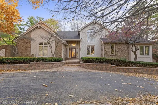 363 Sycamore, Bloomfield Hills, MI 