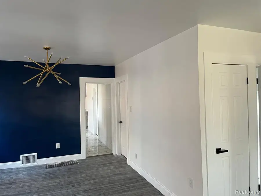 12468 Mendota, Detroit, MI  - Image #2