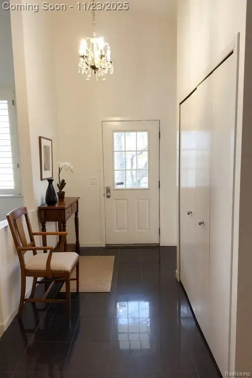 7533 Danbury, West Bloomfield, MI  - Image #3