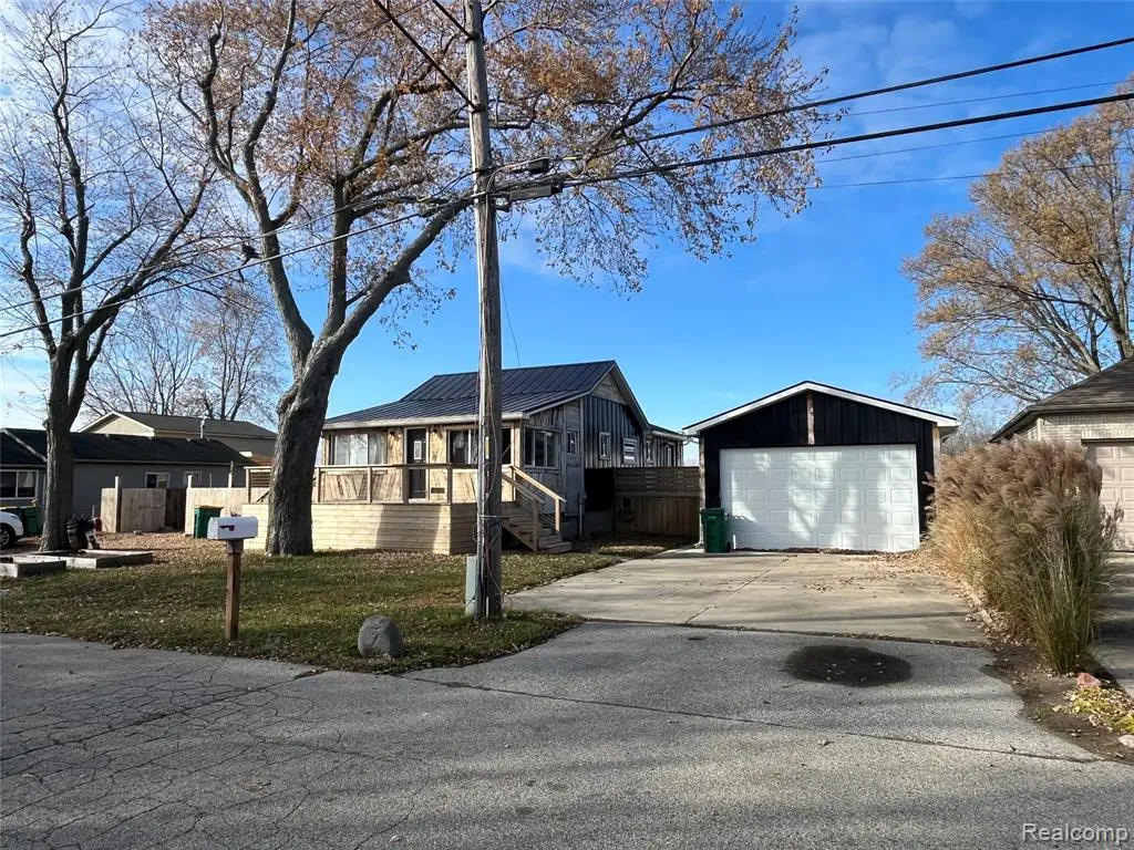 35754 Erie, Brownstown, MI 48173 - #1