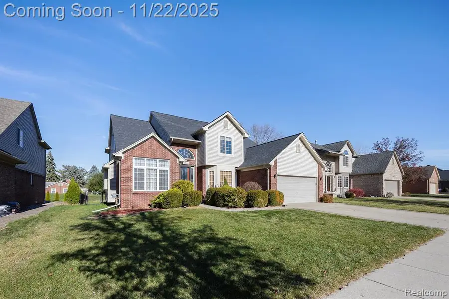 22245 Brywood, Clinton Township, MI  - Image #3