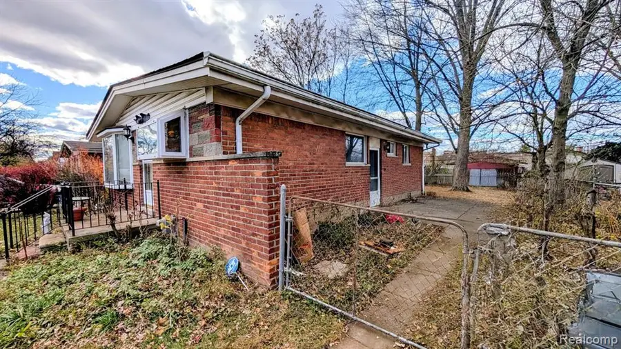 1072 S Venoy, Westland, MI  - #2