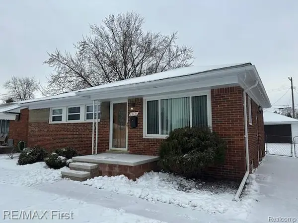 24725 Adlai, Eastpointe, MI 