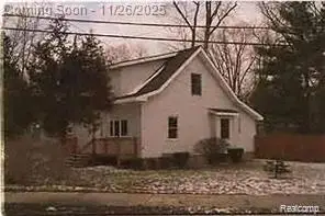 20 Crescent Lake, Waterford, MI 