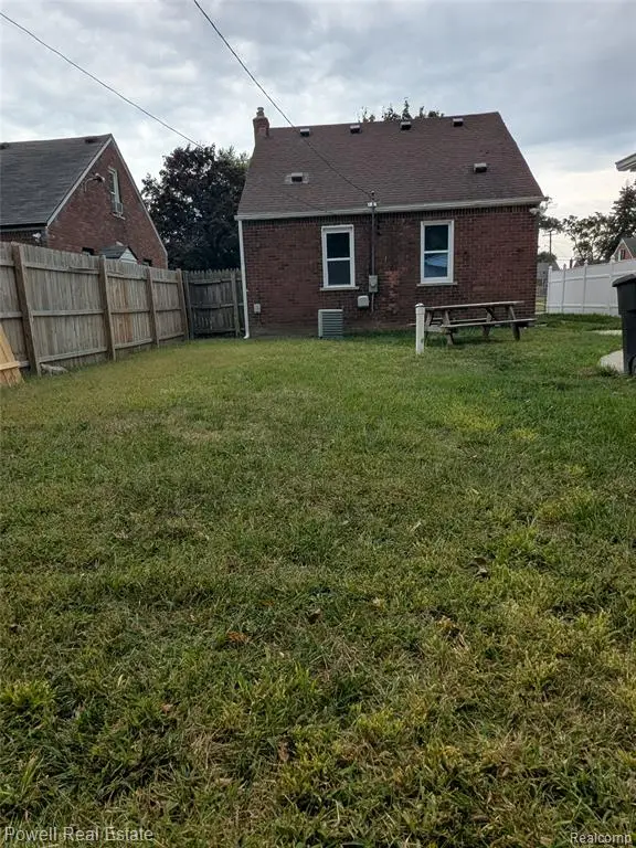 19161 Hamburg, Detroit, MI  - #3