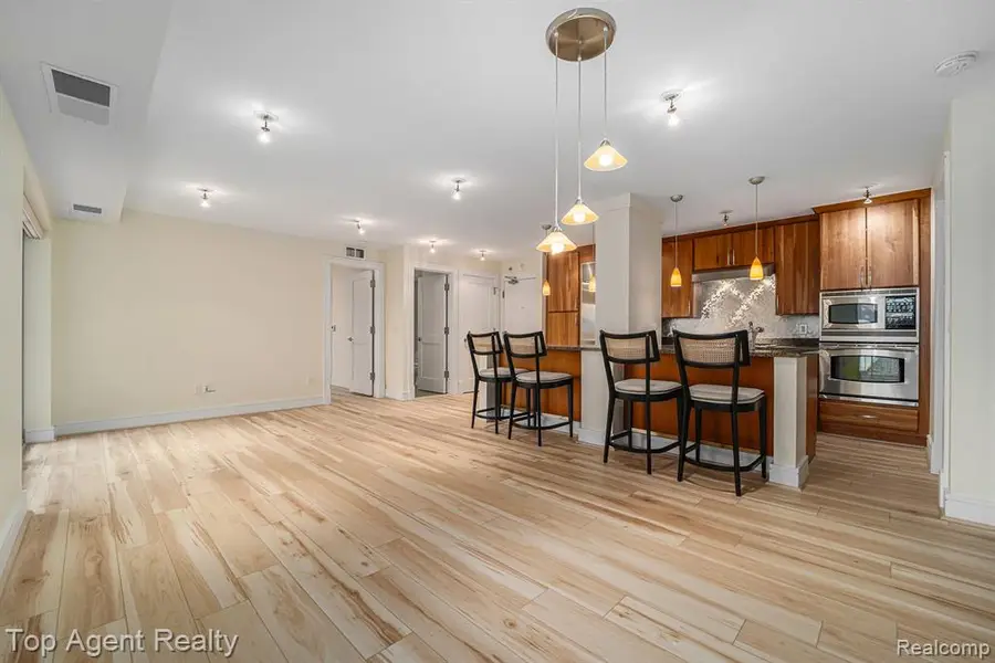 411 S Old Woodward #511, Birmingham, MI  - Image #2