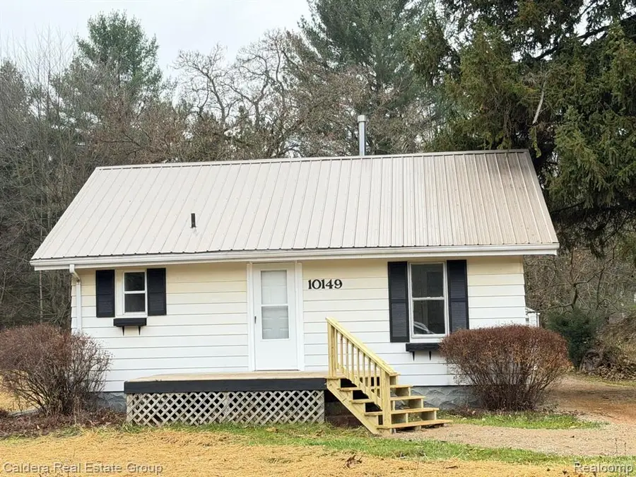 10149 Seymour, Montrose, MI  - #2