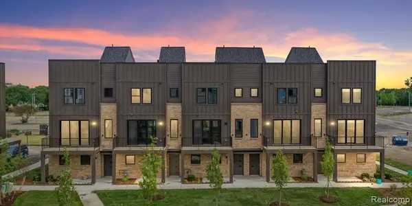 1056 Hampton #75, Detroit, MI 48207