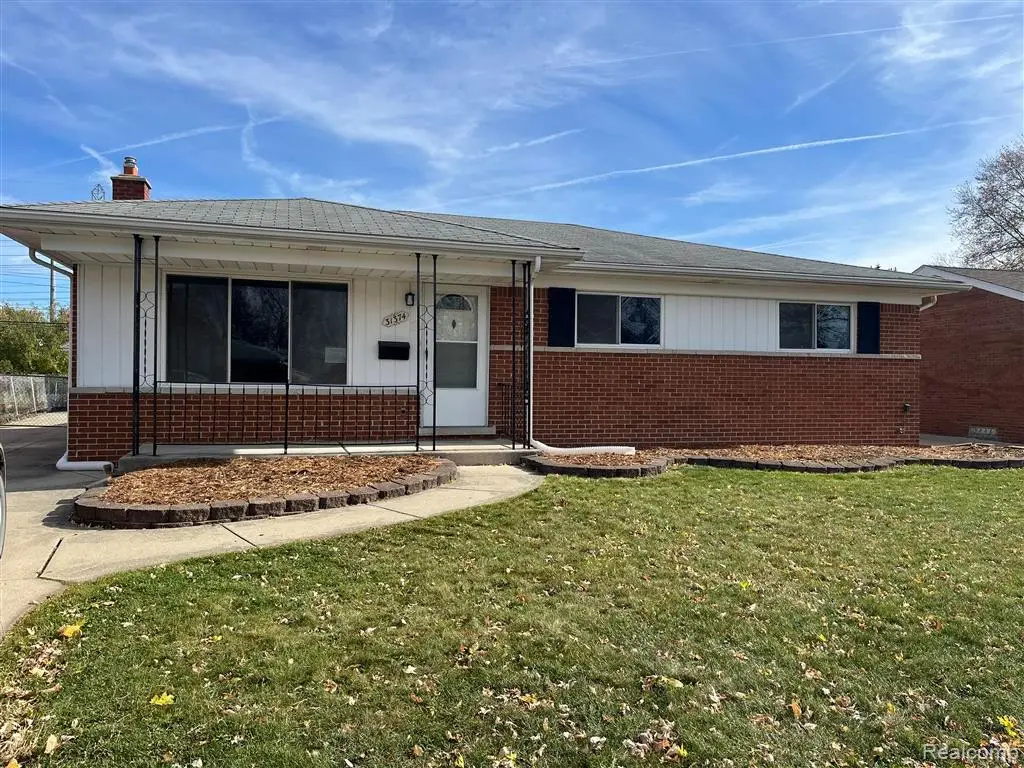 31374 Pinto, Warren, MI 48093 - #1