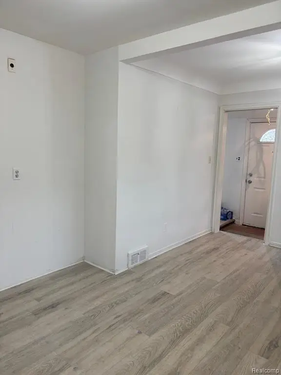 7140 Iowa, Detroit, MI  - #3