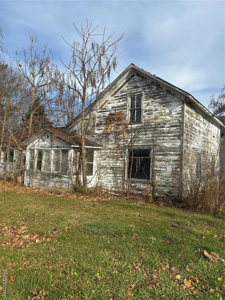 217 E Fulton, Pompeii, MI 48874 - #2