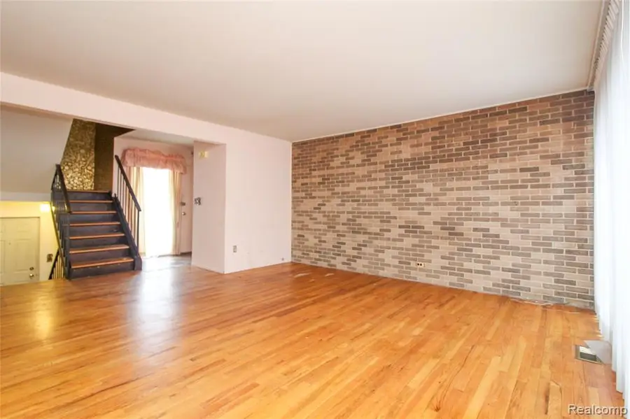 1922 Thornhill, Detroit, MI 48207 - Image #2