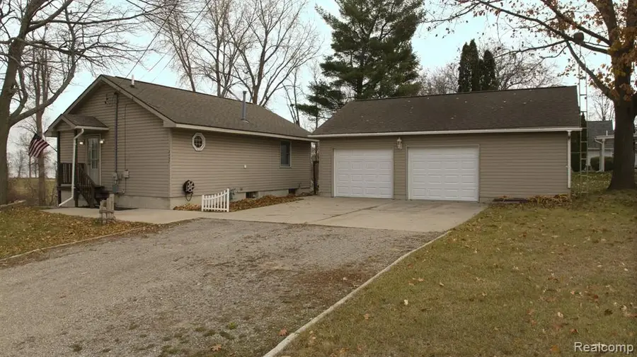 2457 S Townline, Houghton Lake, MI  - Image #2