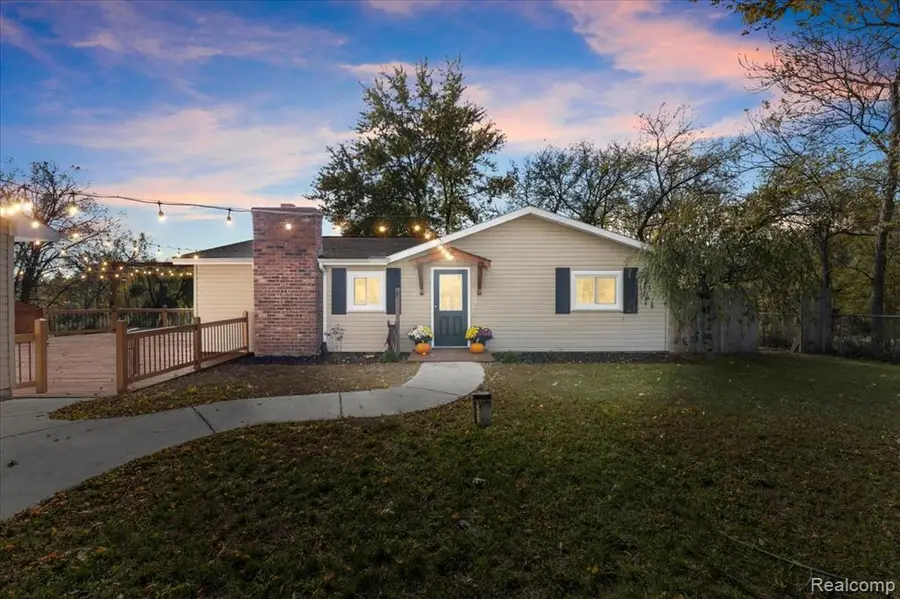 551 Joslyn, Lake Orion, MI  - #2