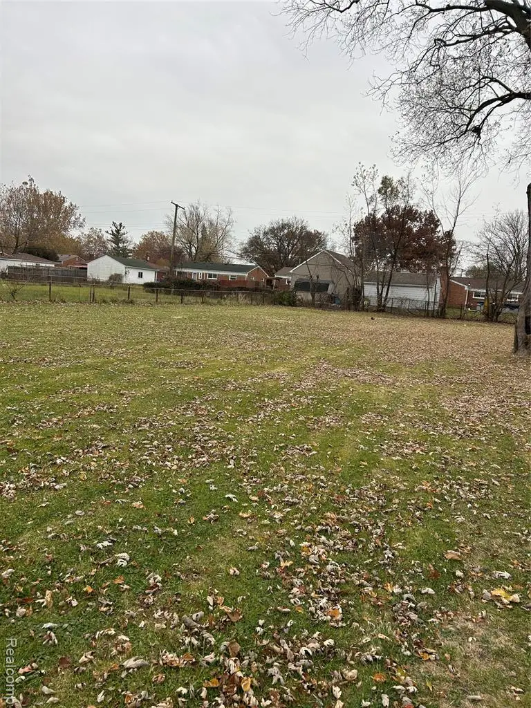 3616 Dallas, Warren, MI  - #1