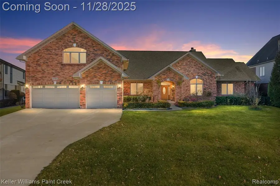 37580 Lakeshore, Harrison Township, MI 48045 - Image #2