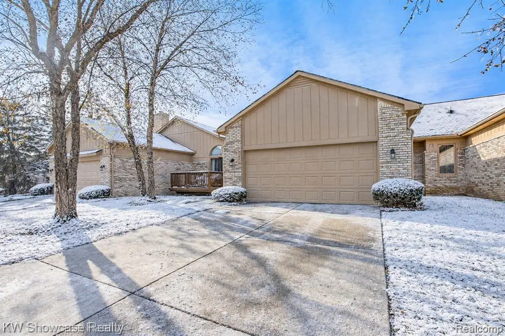 21971 Lancrest #293, Farmington Hills, MI  - Image #1