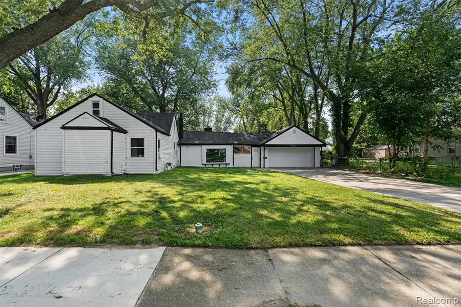 23819 Wellington, Warren, MI 48089 - #2