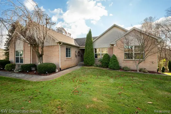 4142 Lake Stison, White Lake, MI 