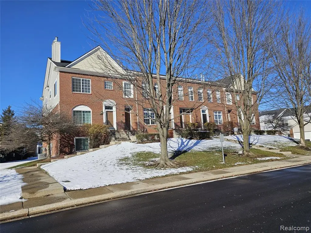 42627 Park Cresent #36, Sterling Heights, MI  - Image #1