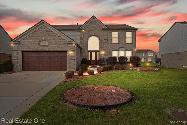 4648 Pond, Canton, MI 