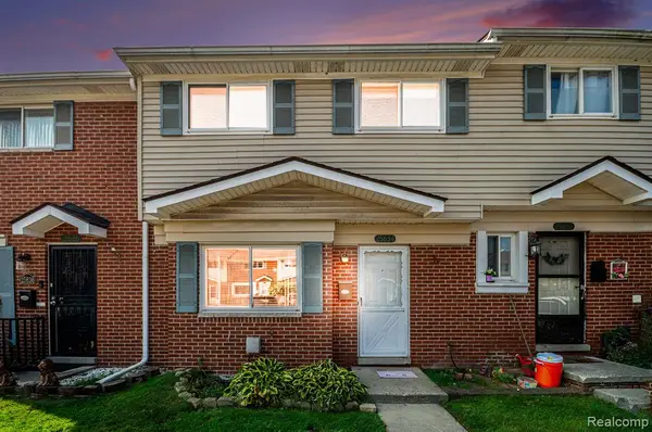 25634 Lexington, Roseville, MI 48066