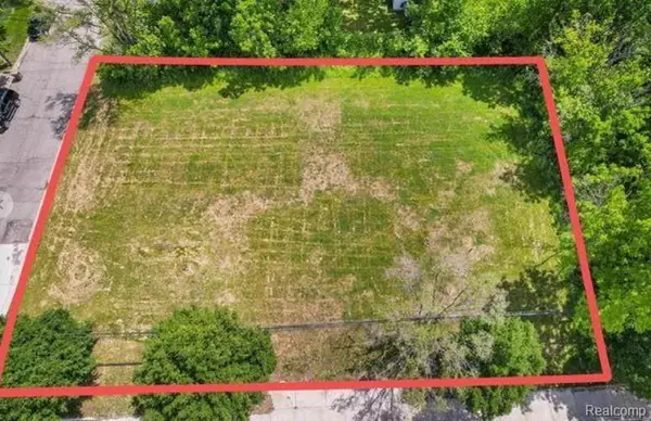 778 University, Pontiac, MI 48342