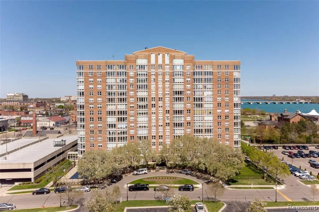 250 E Harbortown #1208, Detroit, MI  - Image #1
