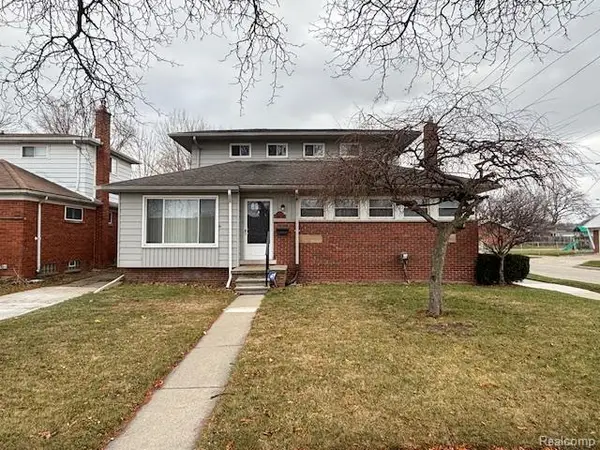 19806 Shady Lane, Saint Clair Shores, MI 