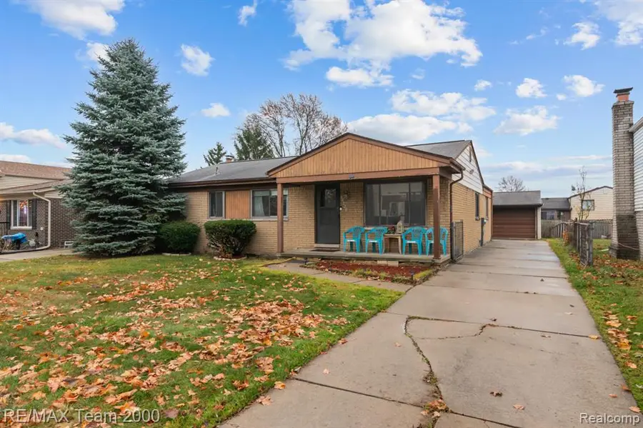 40220 Walter, Sterling Heights, MI  - #2
