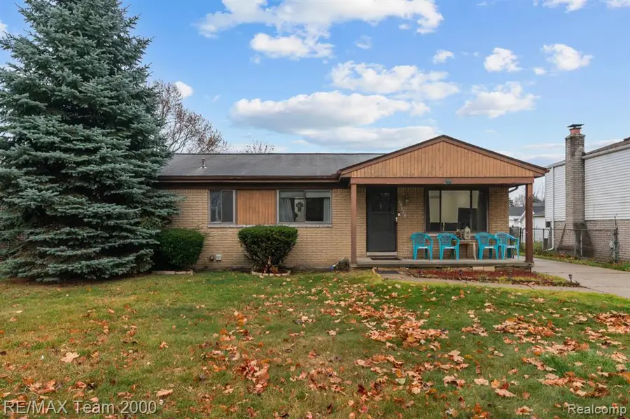 40220 Walter, Sterling Heights, MI  - #3