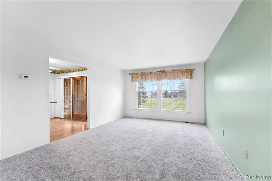 4655 Leisure #48, Trenton, MI  - Image #2