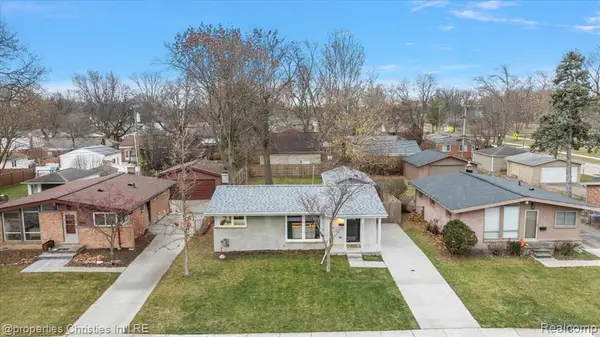 2011 Nakota, Royal Oak, MI 